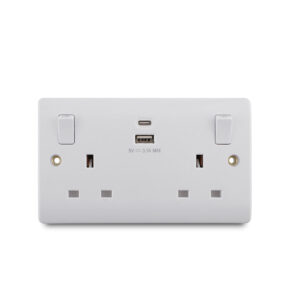 Tronic Double USB Wall Socket with USB-C & USB-A Ports