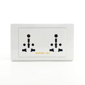 Tronic Twin Universal Socket