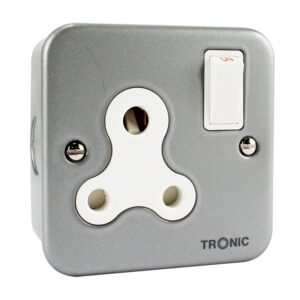 Tronic Single Metal Clad Socket 15Amps