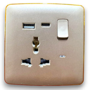 Africab Multi 13A Switched Socket With Neon&USB + Type C