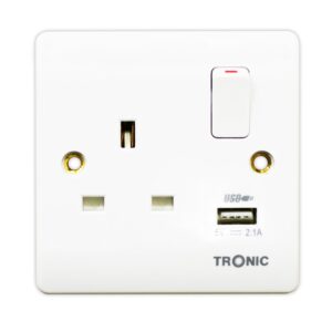 Tronic Single Socket 13amps with 2 USB